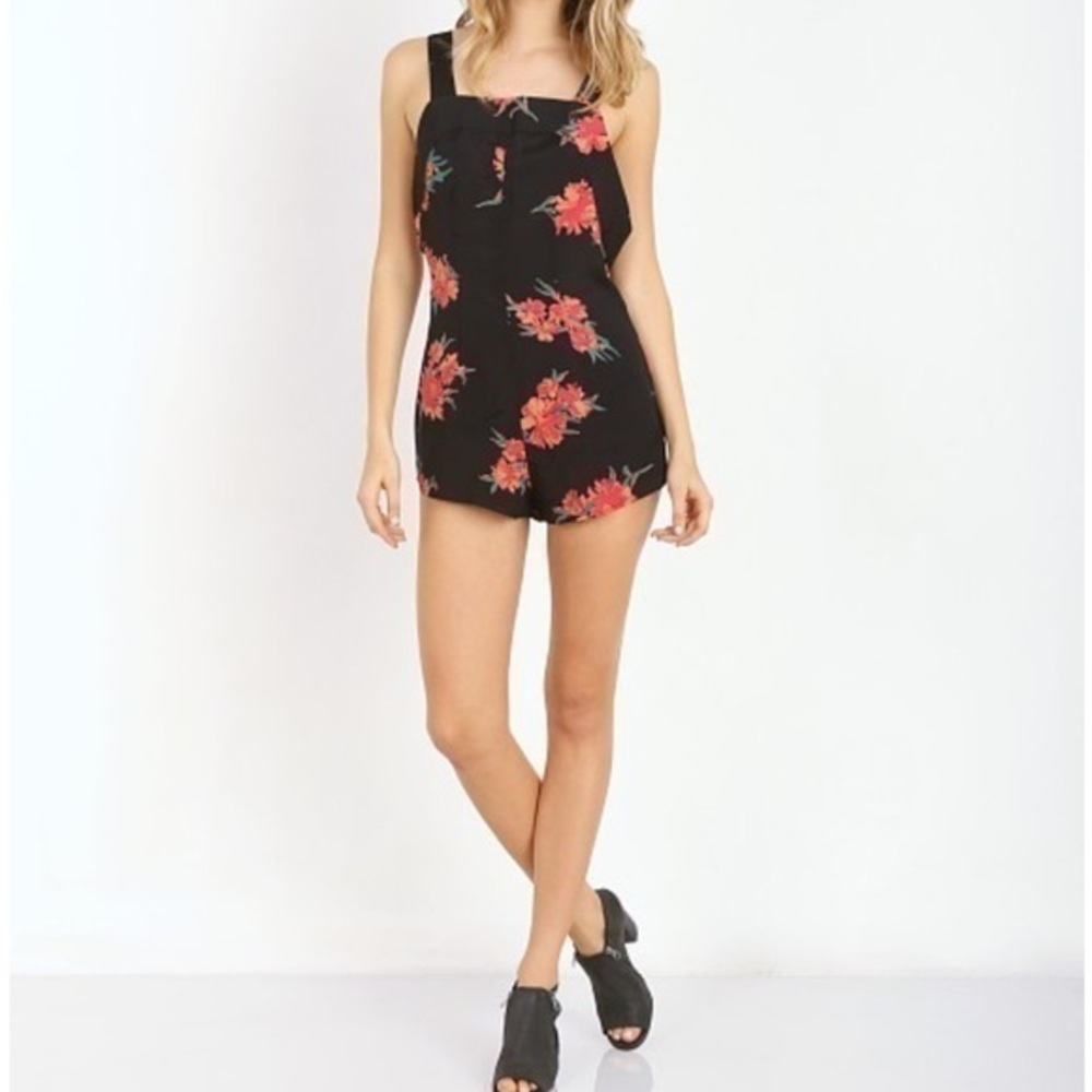 Flynn Skye Floral Ready Romper in Blush Poppy